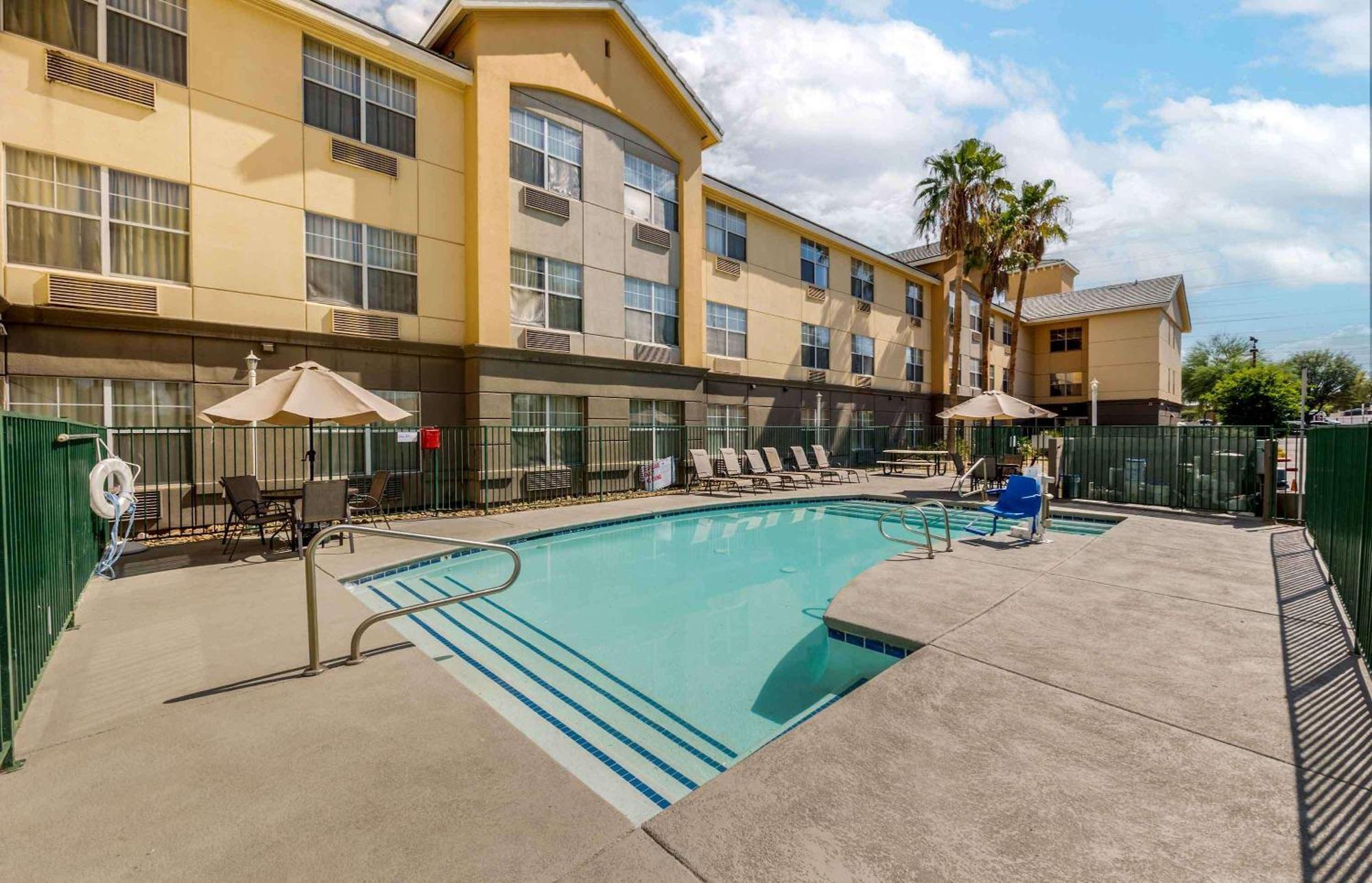 Mainstay Suites Las Vegas Flamingo Dış mekan fotoğraf